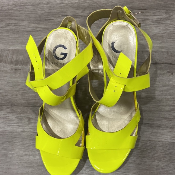 G by Guess ladies wedges shoes - Picture 2 of 8